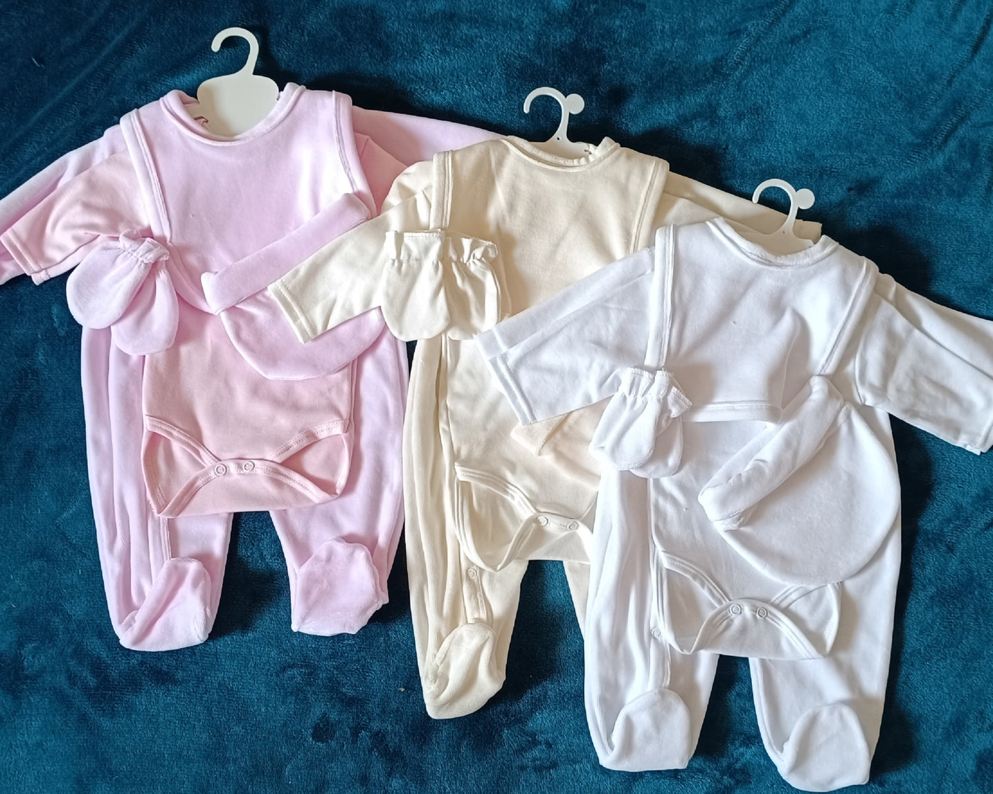 Ensemble pyjama bébé en velours